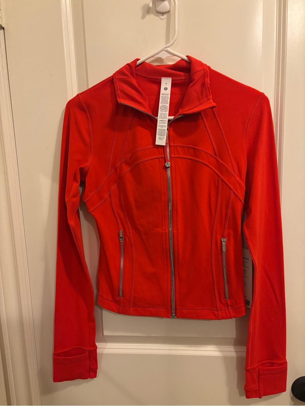 NWT Lululemon Define Cropped Jacket Nulu Size 6 Red Orange Full Zip Thumbholes